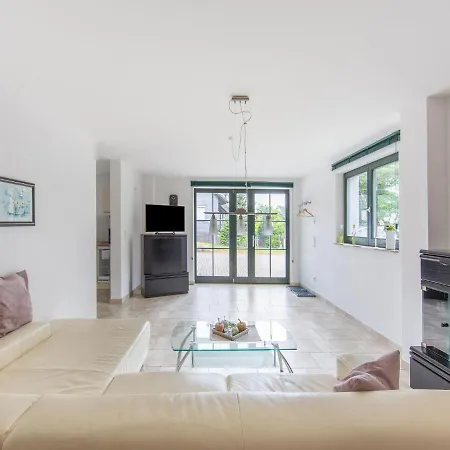 Apartment Directly On The Rennsteig Eisfeld